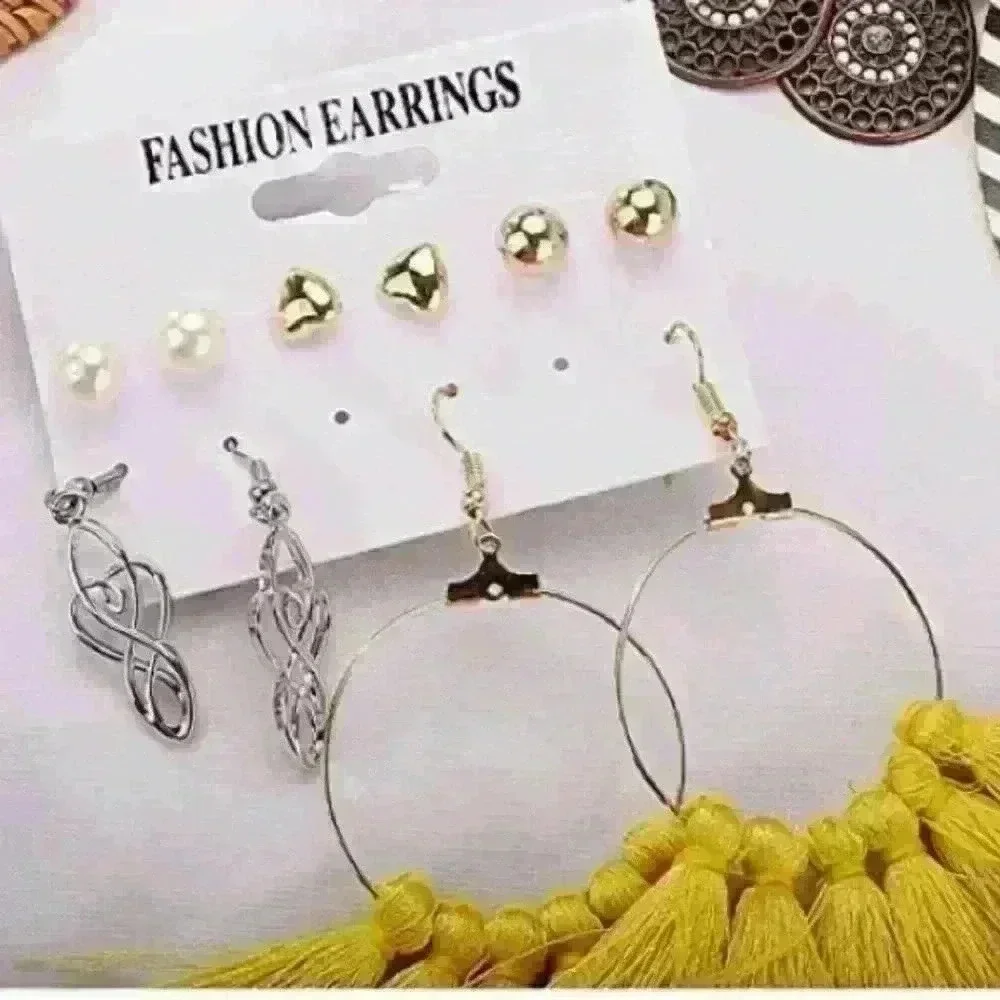 New Earrings Set
